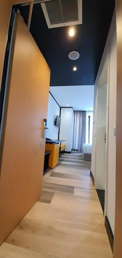 Royal G Club Hotel Qerret
